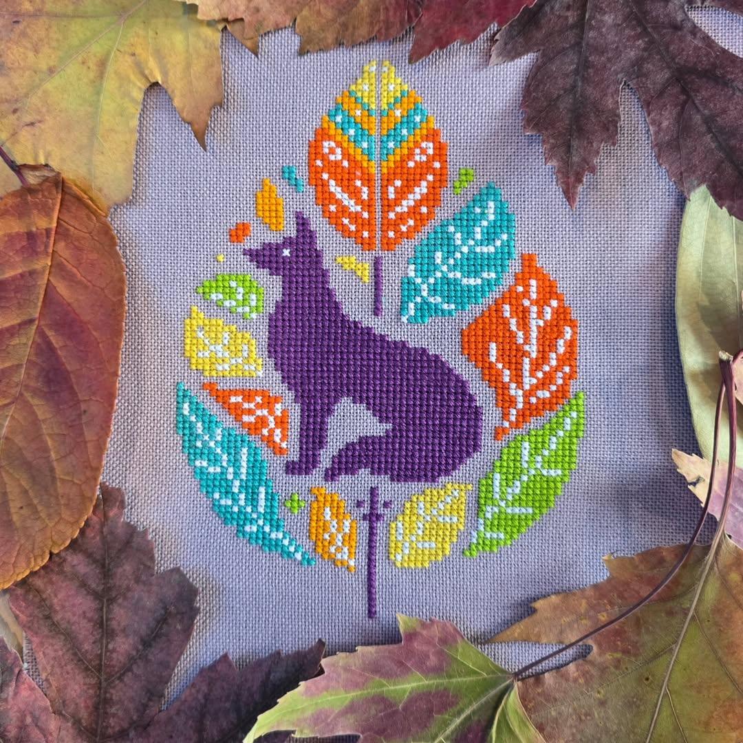 Autumn leaves with animals set - cross stitch pattern
