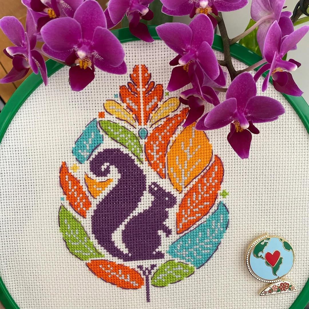 Autumn leaves with animals set - cross stitch pattern