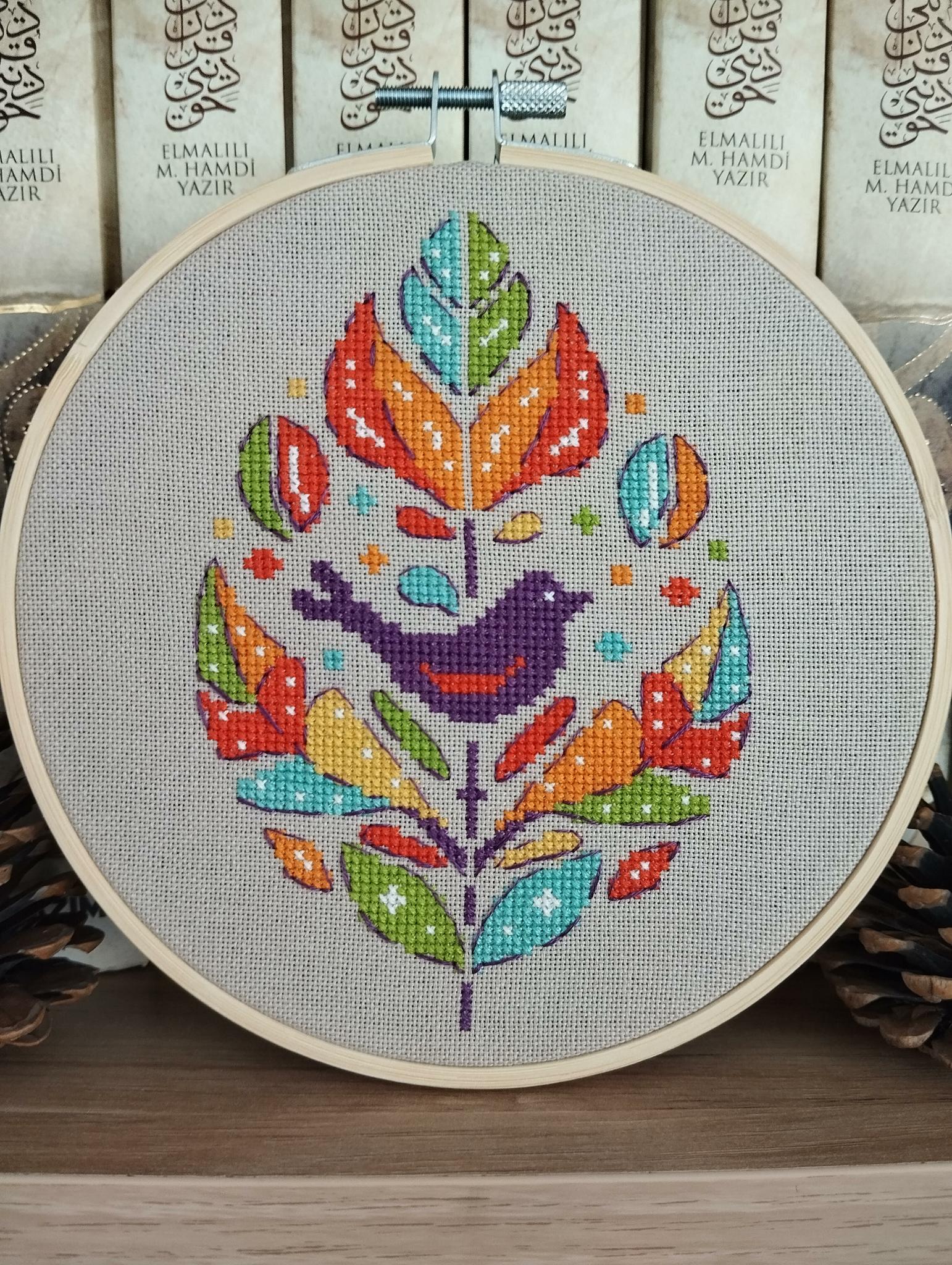 Autumn leaves with animals set - cross stitch pattern