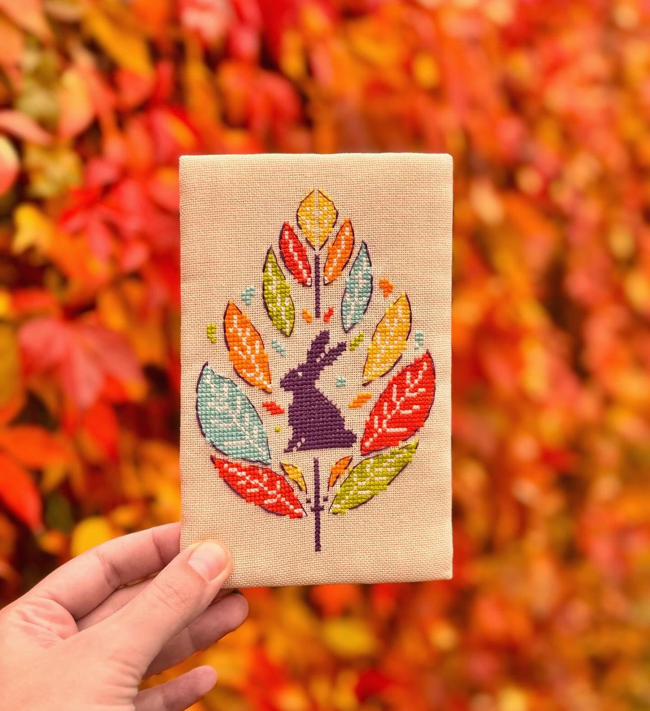 Autumn leaves with animals set - cross stitch pattern