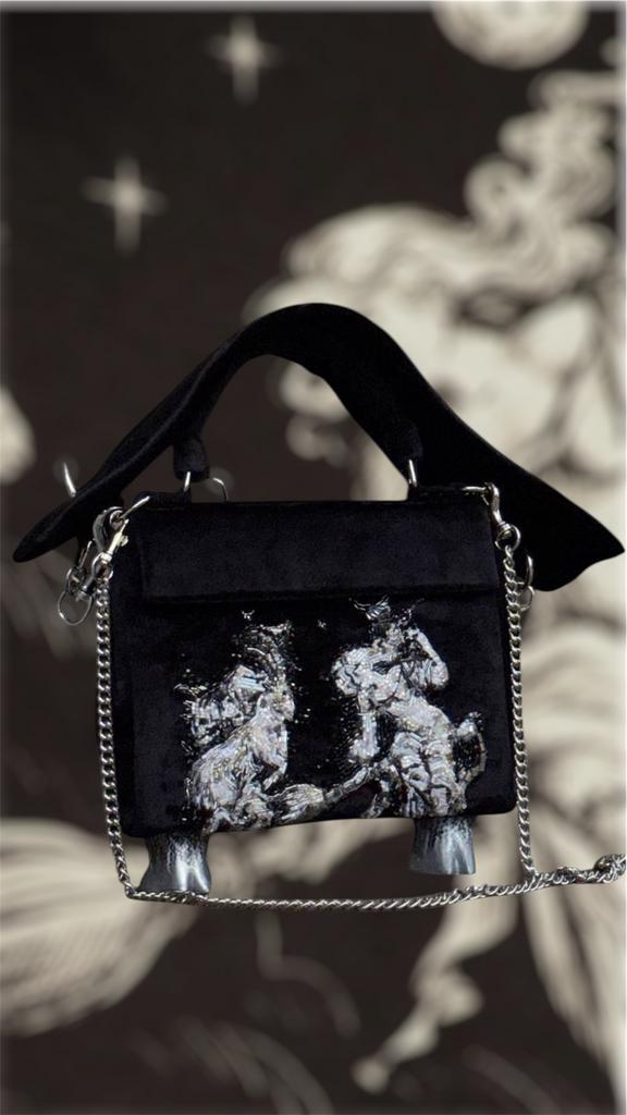 UNIQUE BAG “Witch” с копытцами