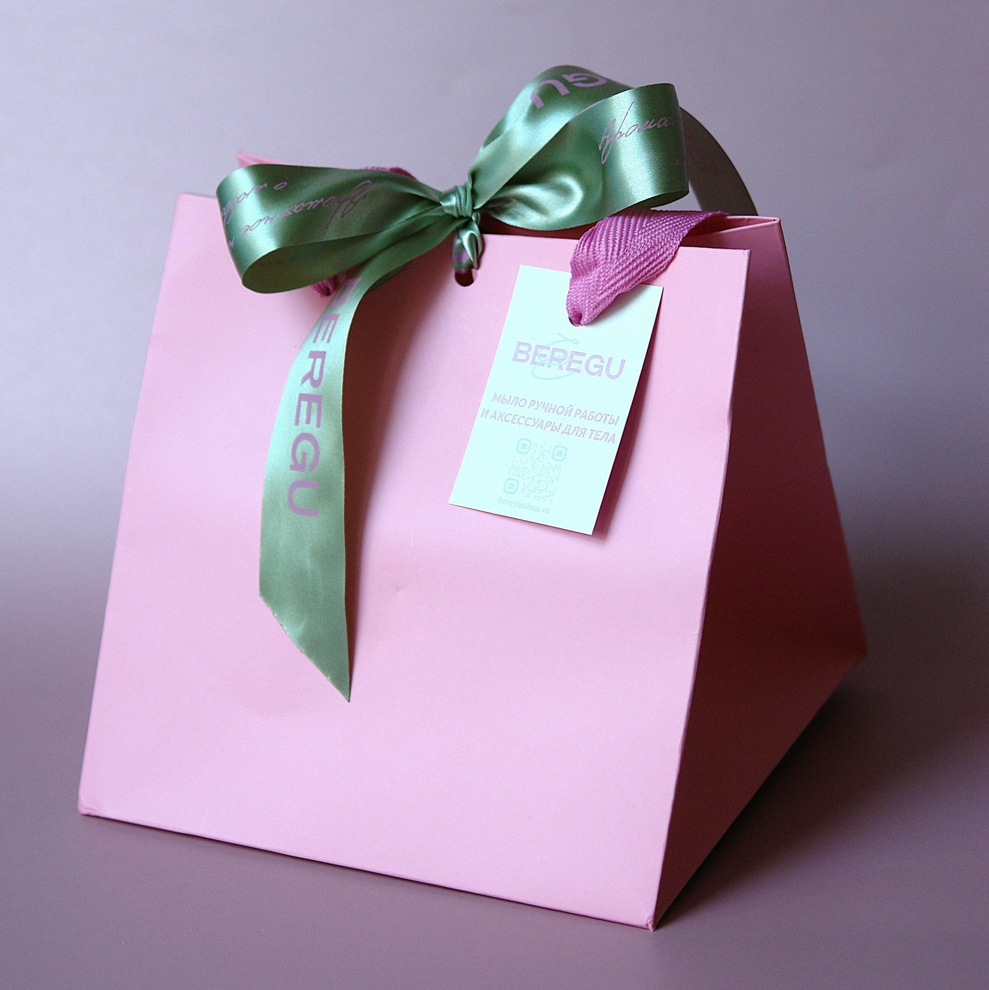 Подарочная коробка квадратная без окна 15*15*15 см, розовая