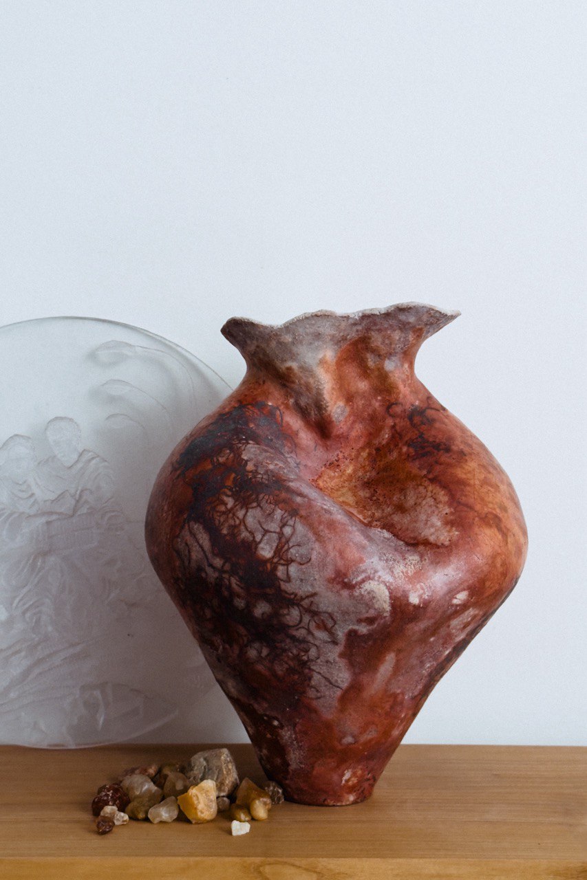 Декоративный сосуд Heartbreak. Восстановительный обжиг в саггаре.