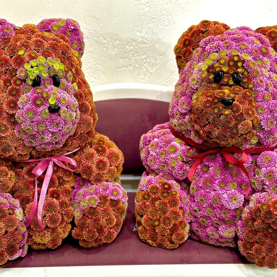Special flower bears