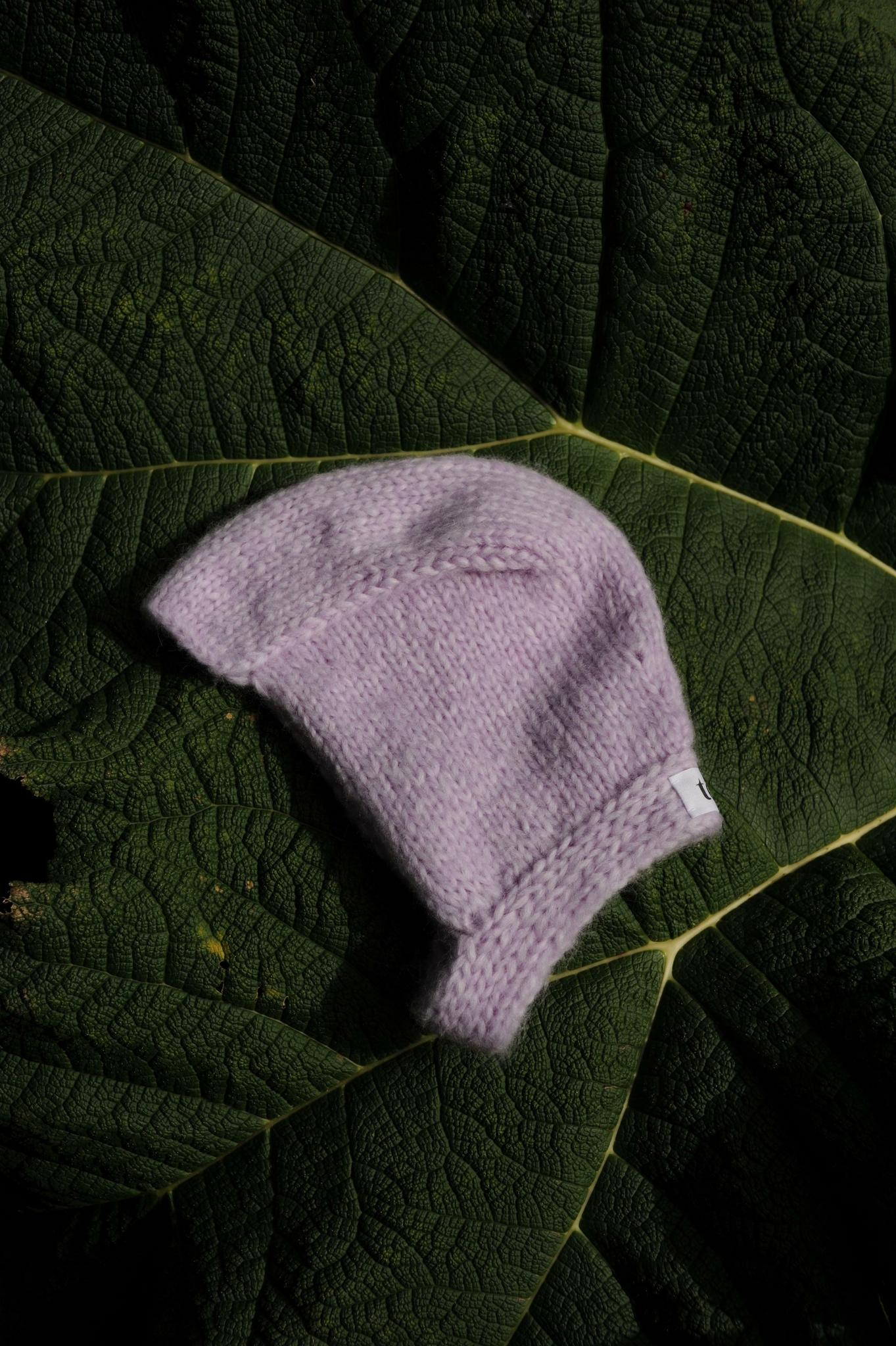 Lavender bonnet