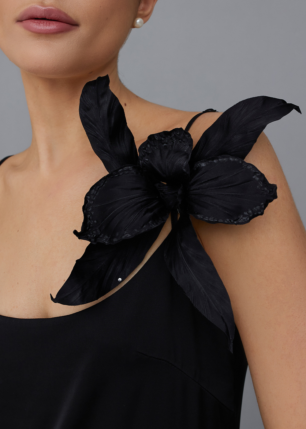 Brooch orchid black 20cm