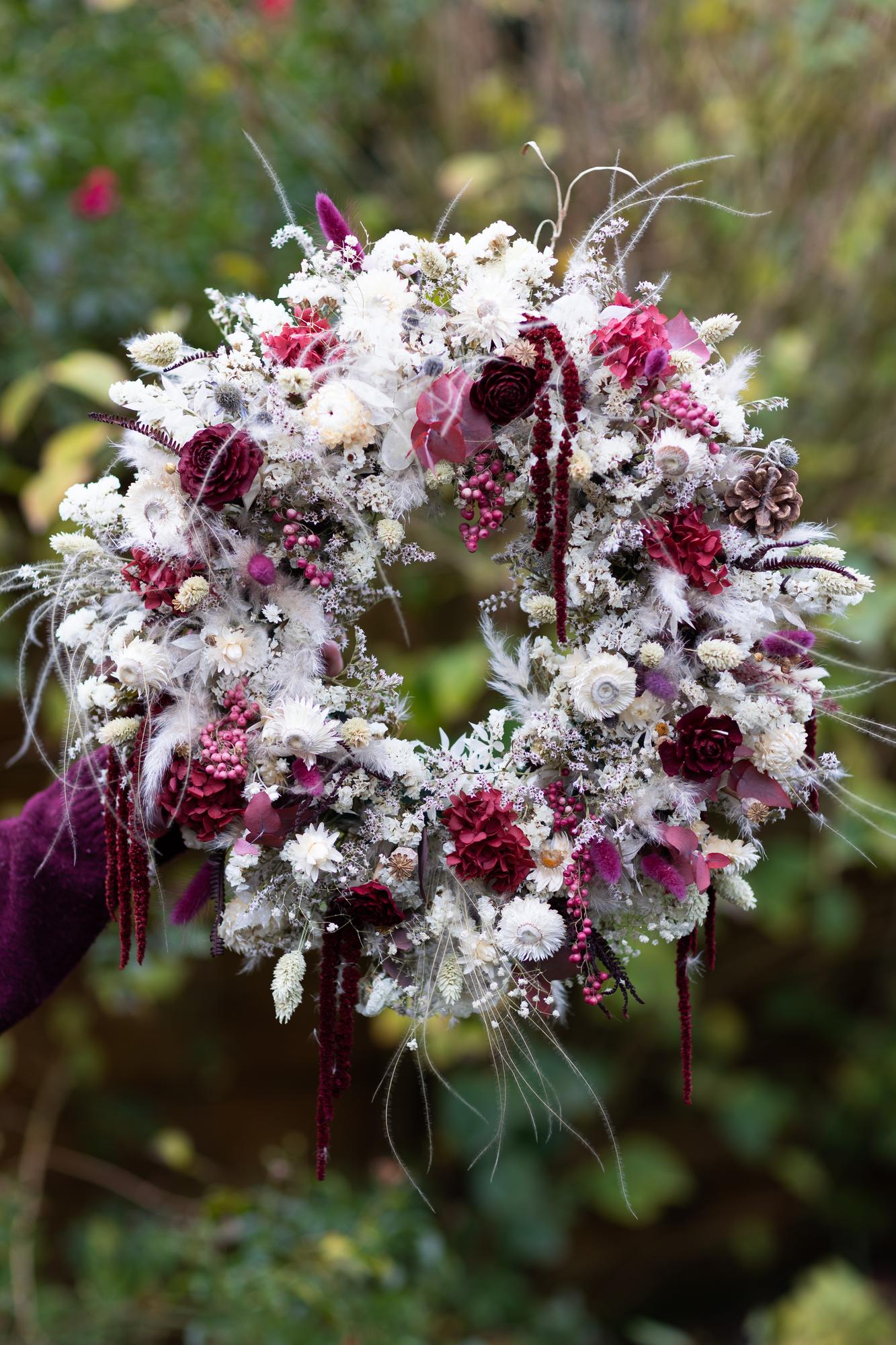 Wreath/Table Arrangement 'Berry'