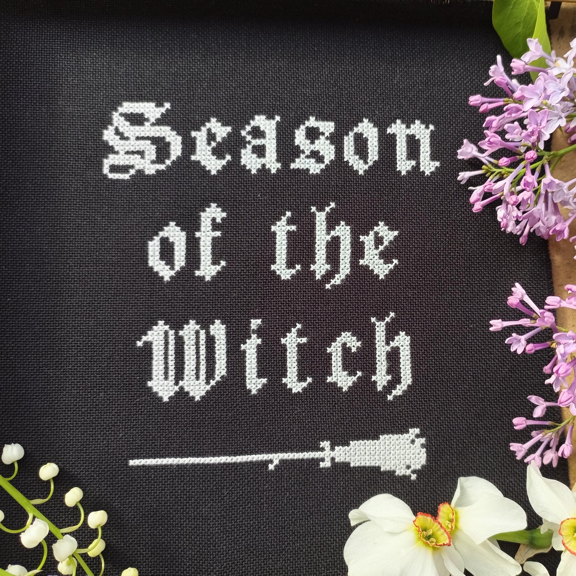 Сезон відьом