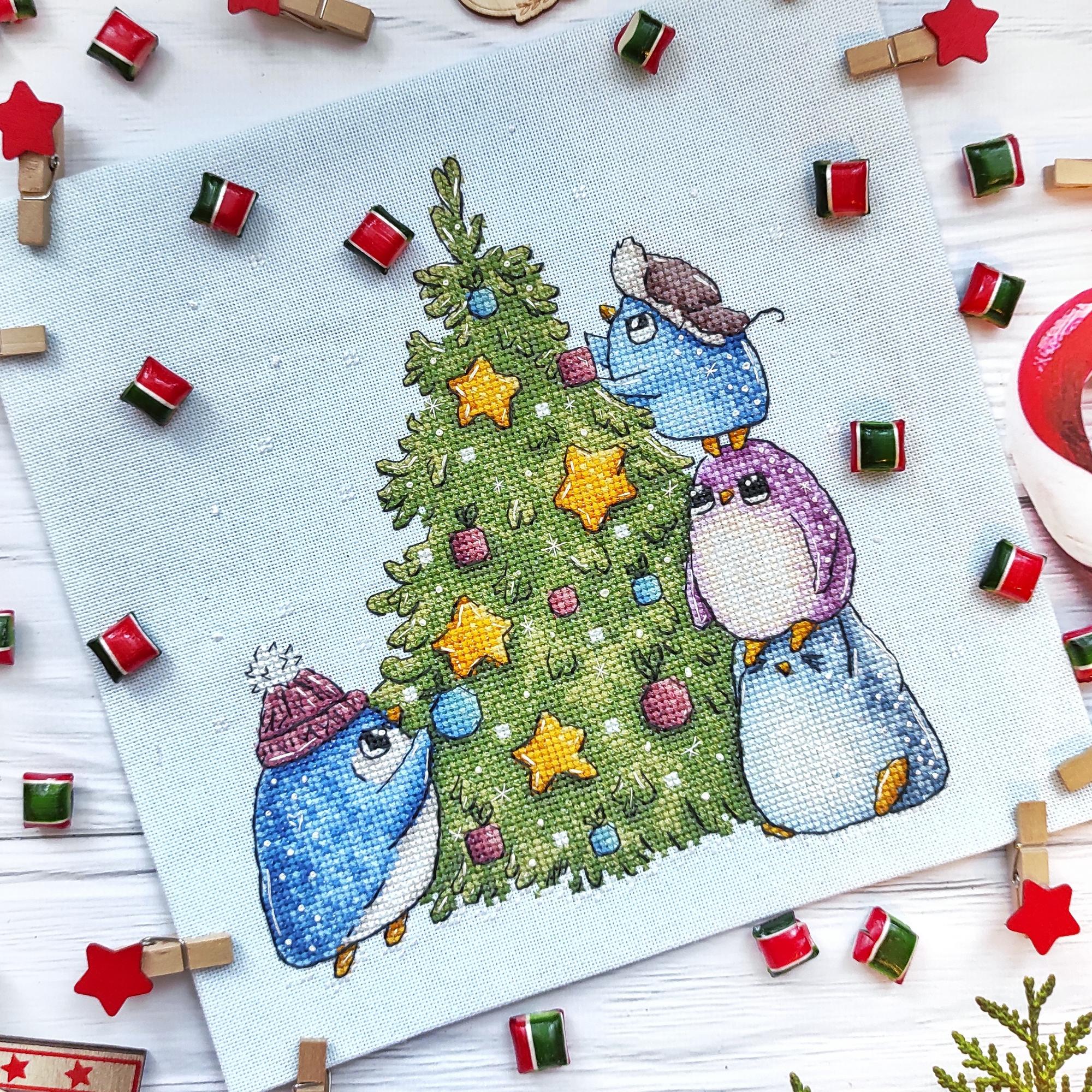 Пінгвінята біля ялиночки