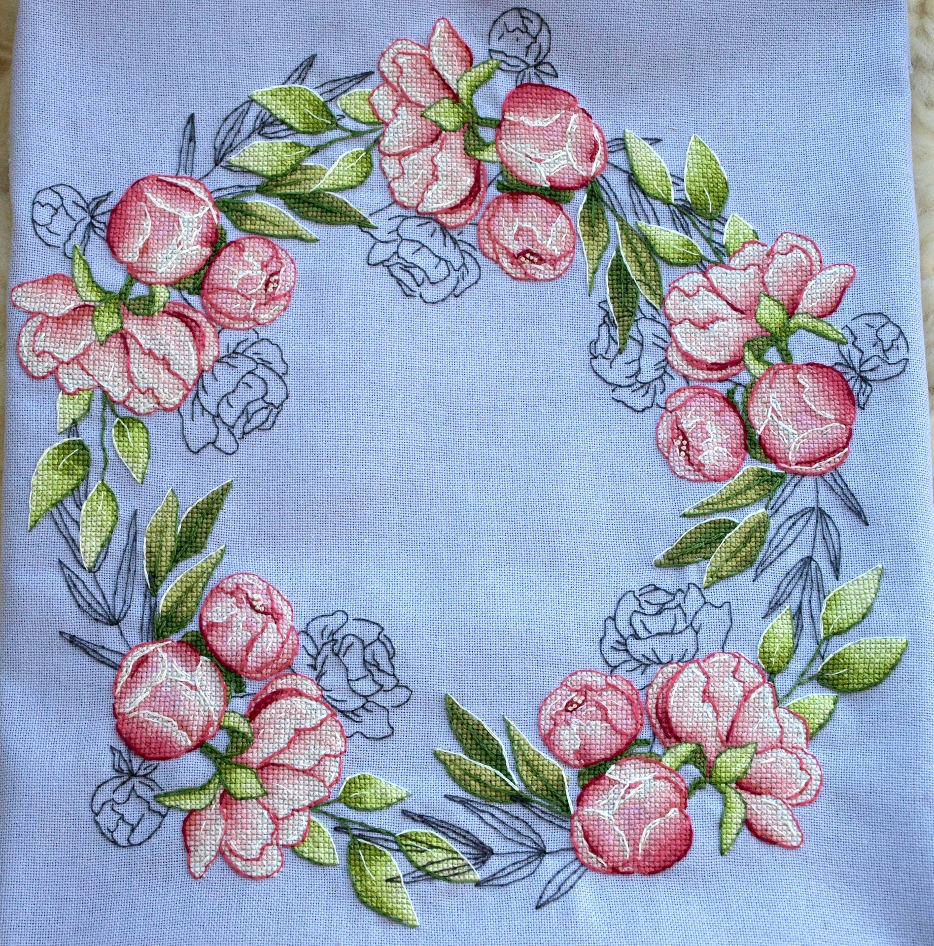 Вінок з півоніями