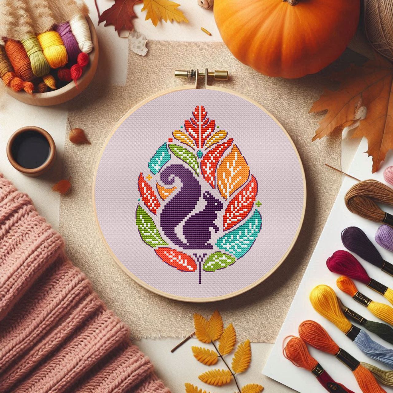 Листочок з білочкою