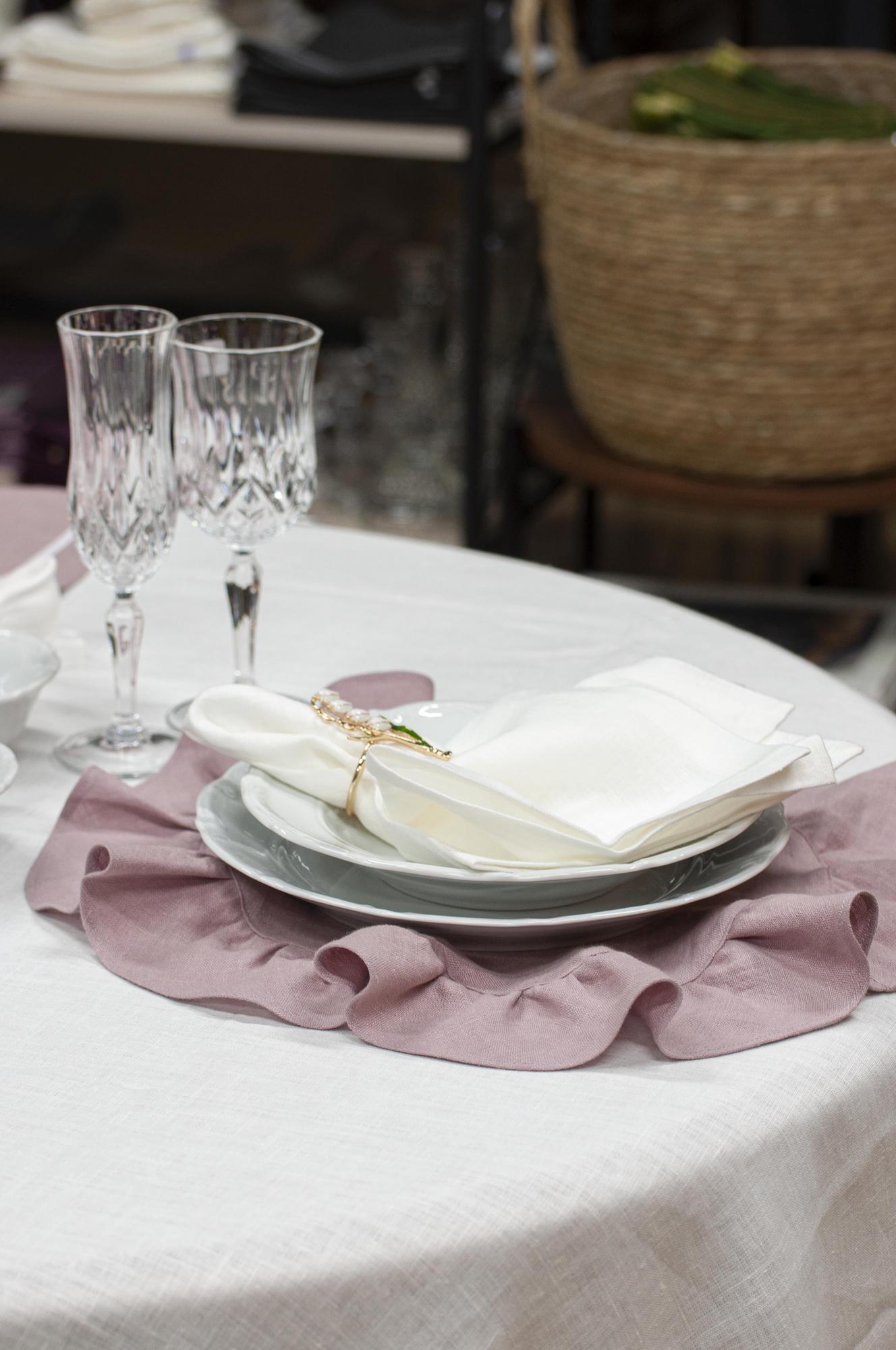 Плейсмат оттенок Сорбет с рюшей