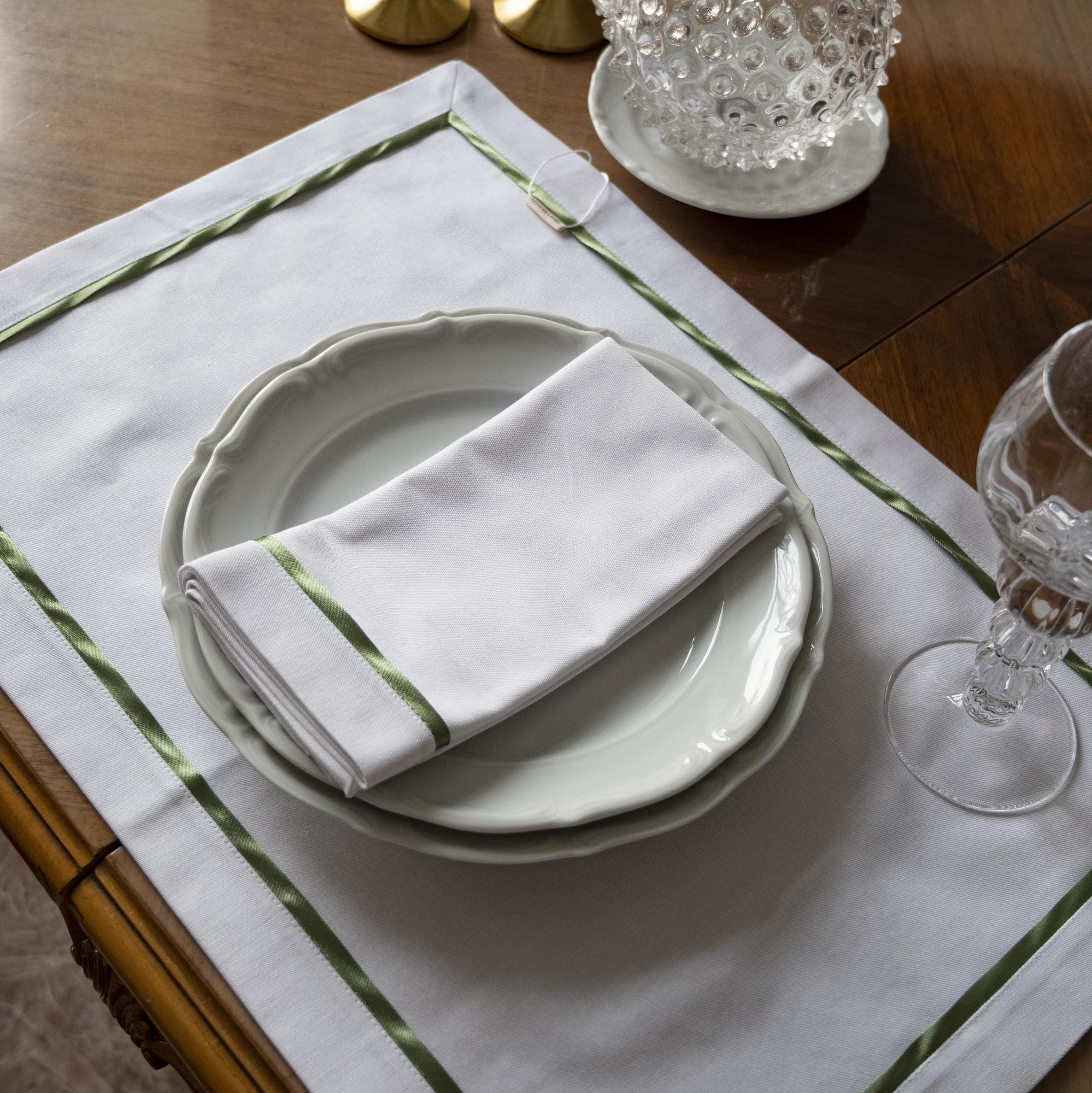 Плейсмат оттенок Белый с кантом