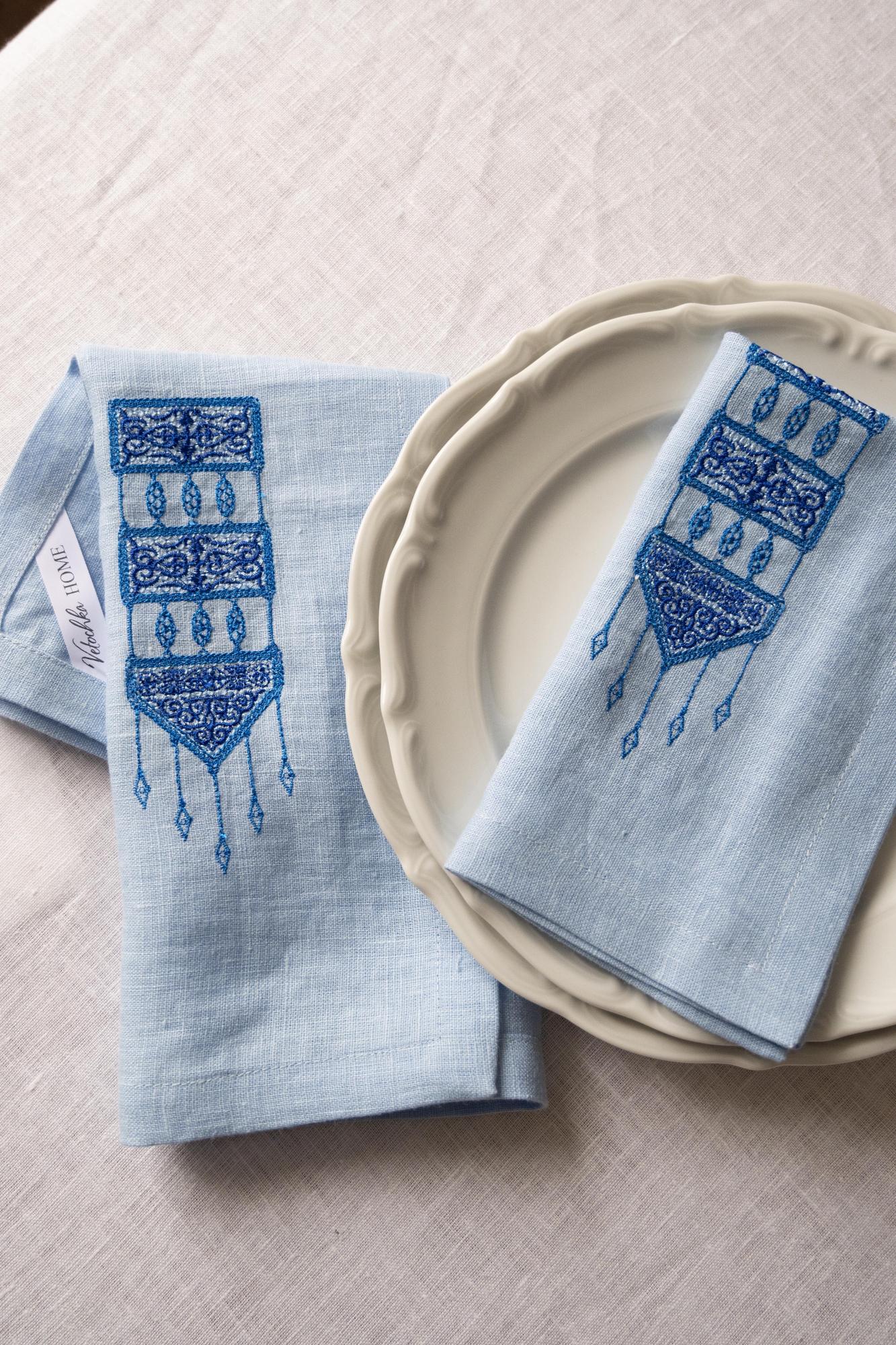 Комплект салфеток оттенок Аквамарин с вышивкой Украшения