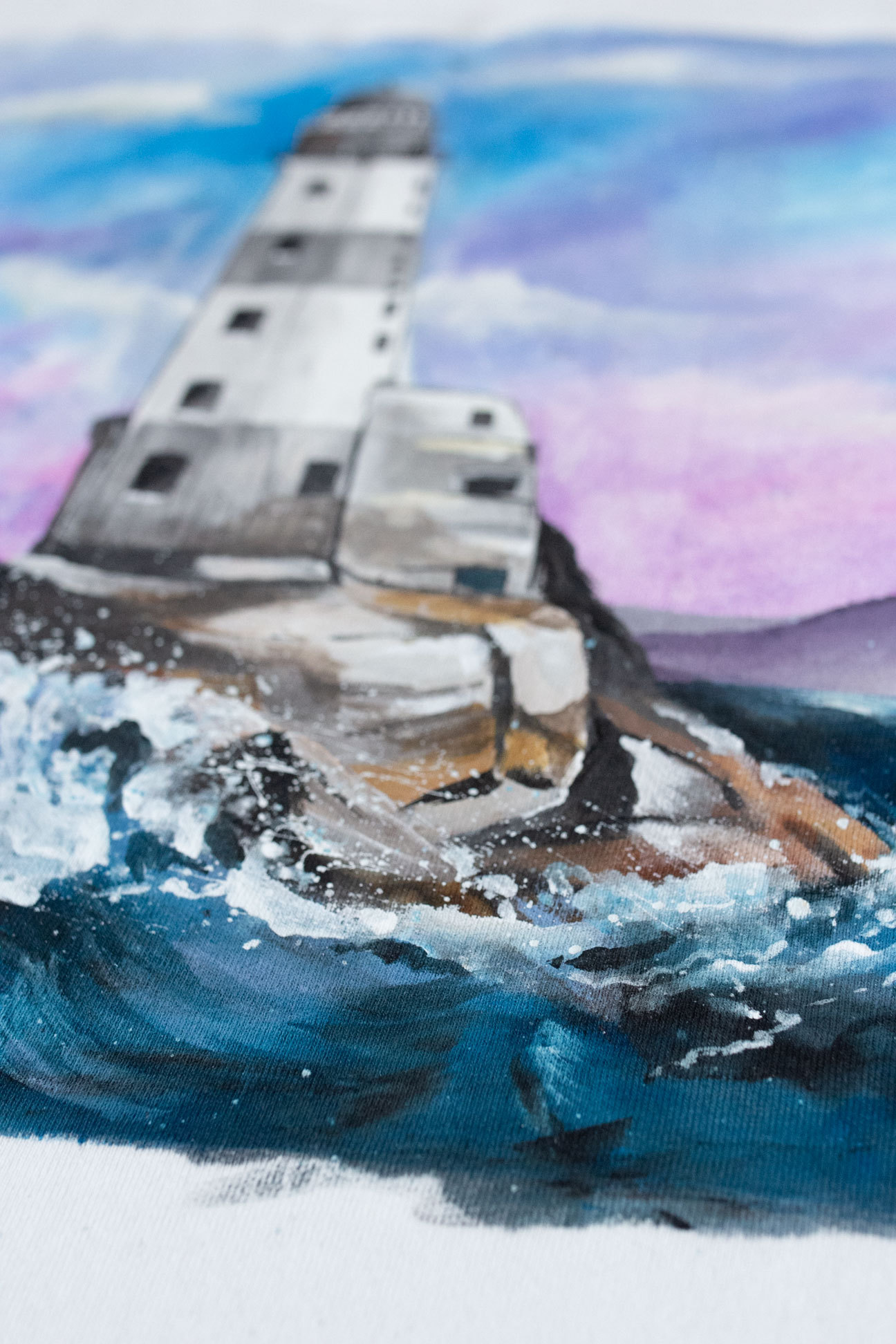 Морская футболка с Маяком и морем
