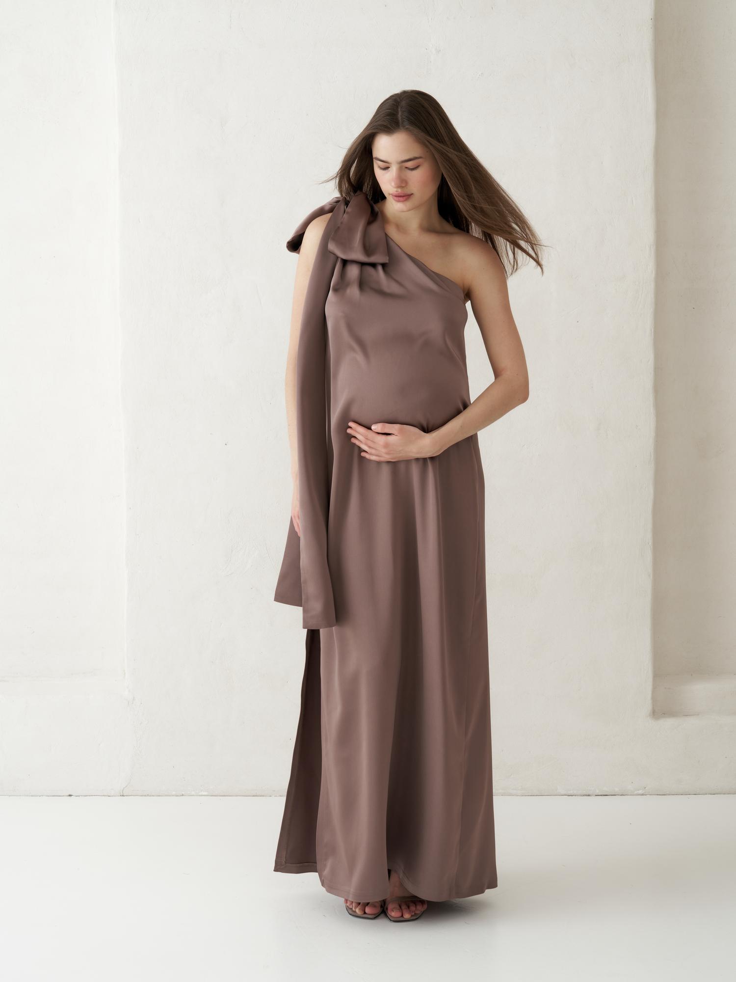 Платье на одно плечо