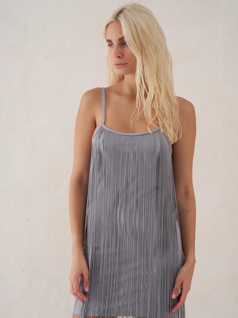 Платье серая бахрома