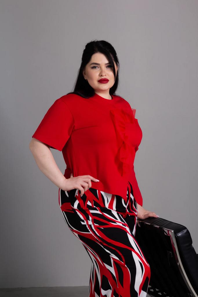 Топ красный ассиметричный