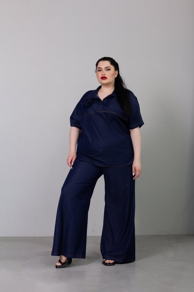 Костюм из тонкой джинсы