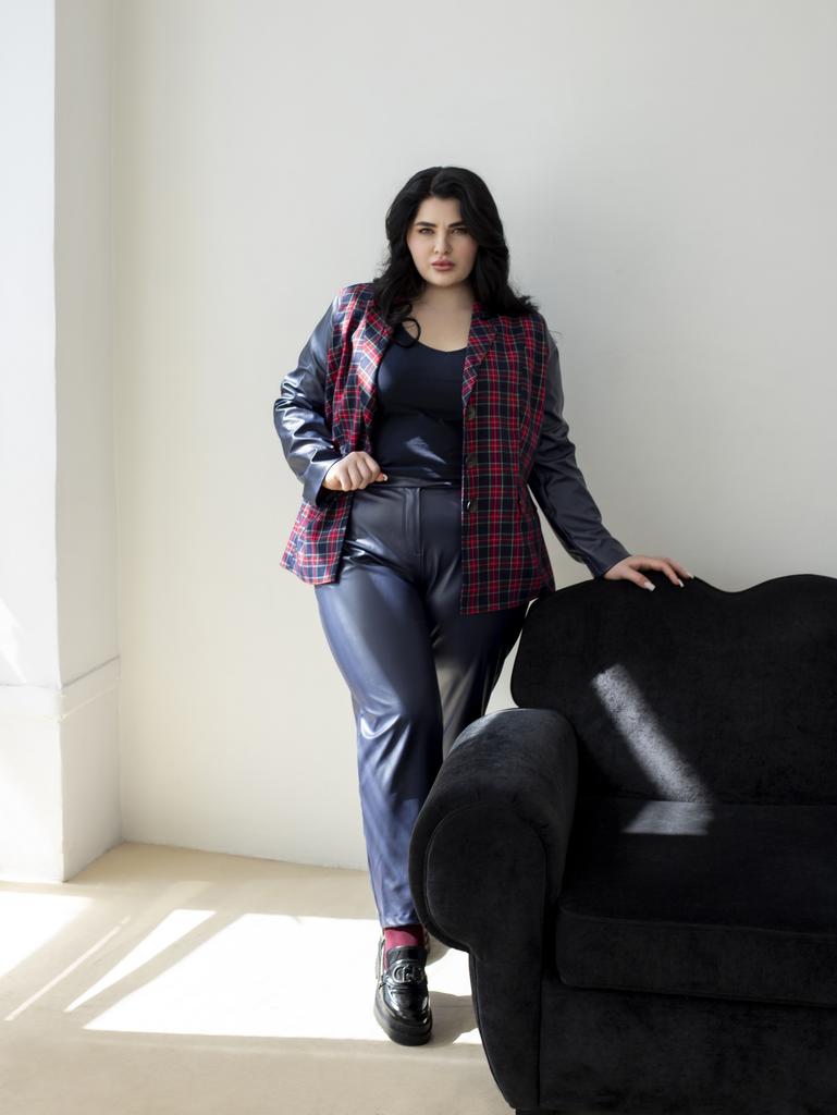 Брюки прямого кроя