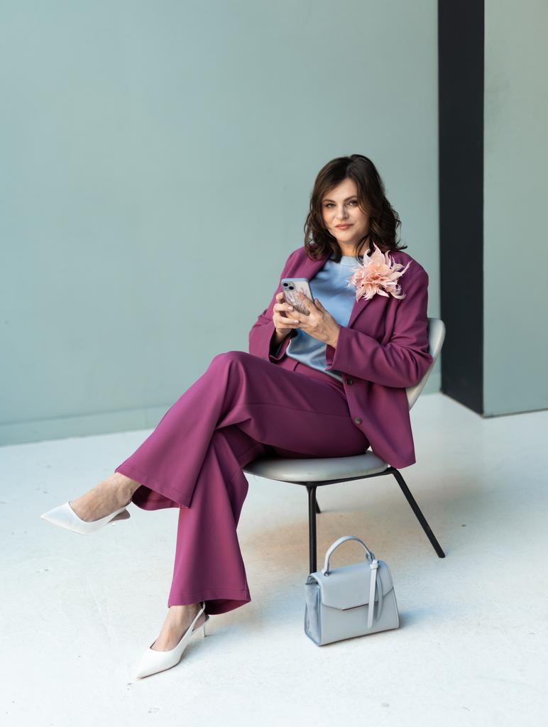 Костюм приталенного кроя Rose