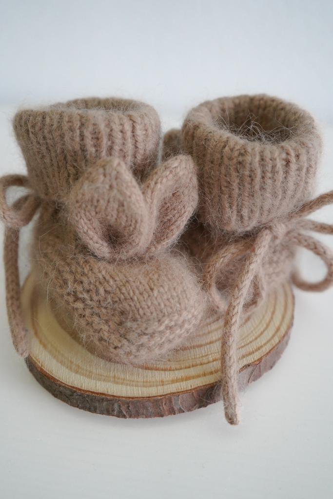 Baby boots with bunny ears