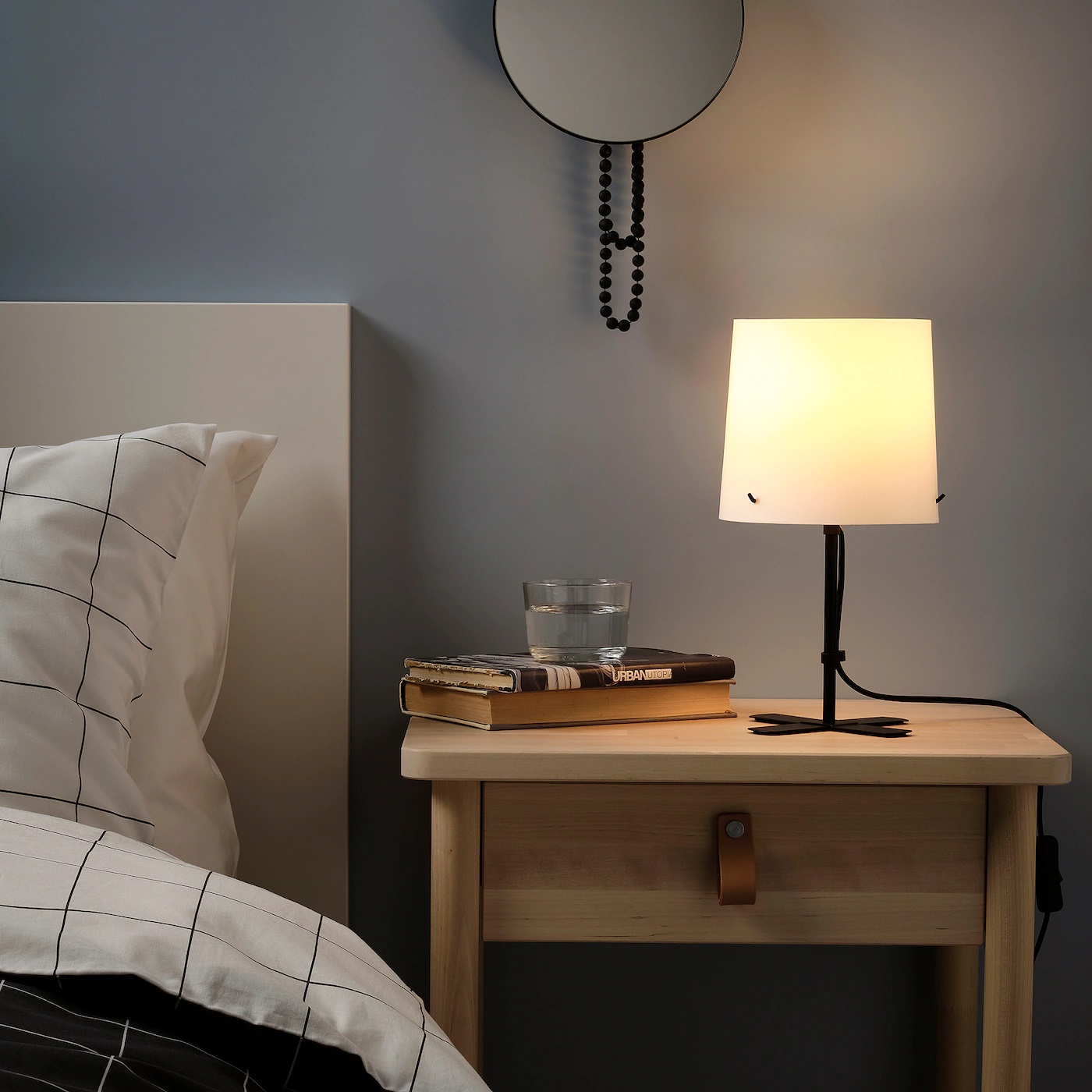 BARLAST IKEA Настольная лампа, черный/белый 31 см