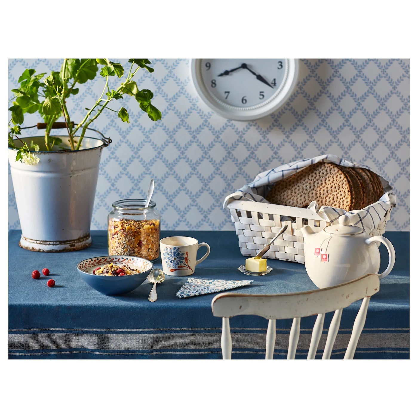 VARDAGEN IKEA ВАРДАГЕН Банка с крышкой, прозрачное стекло, 1.9 л