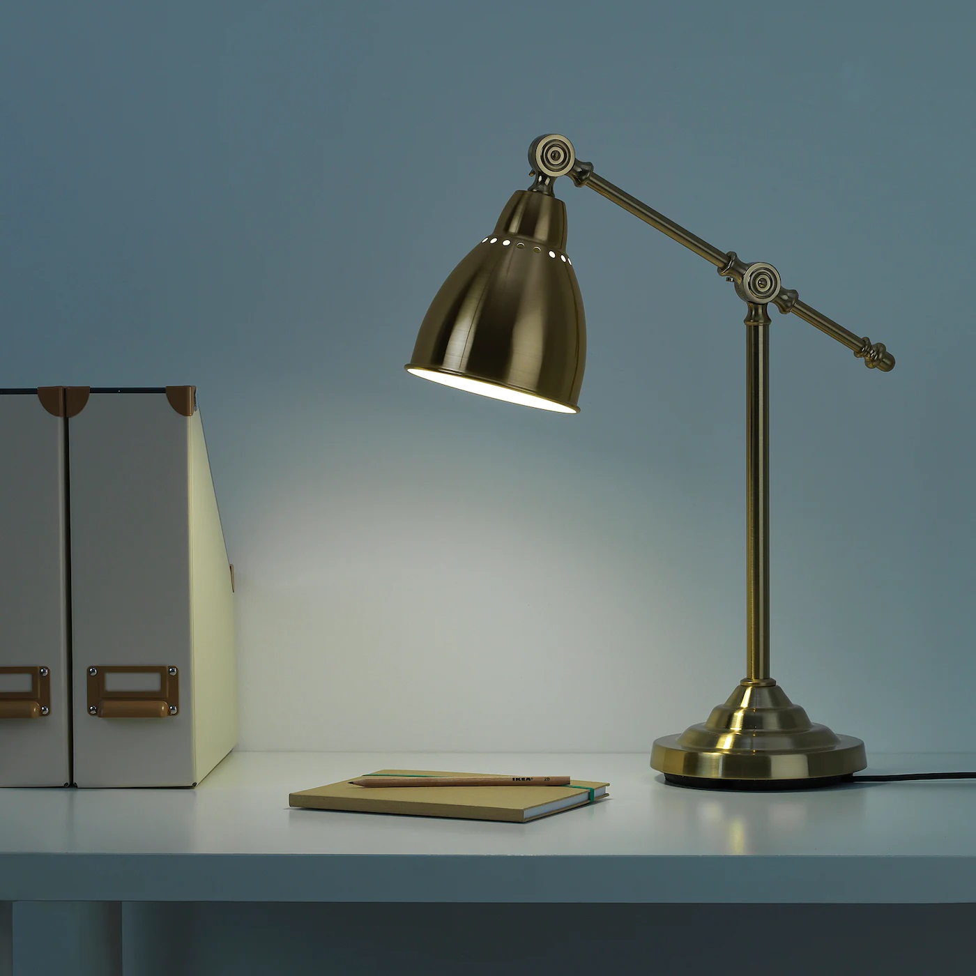BAROMETER IKEA Лампа рабочая, желтая медь