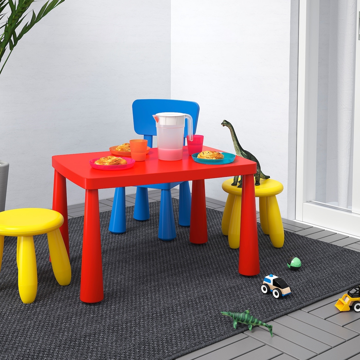 MAMMUT IKEA Uşaq masası, qırmızı, 77x55 sm.