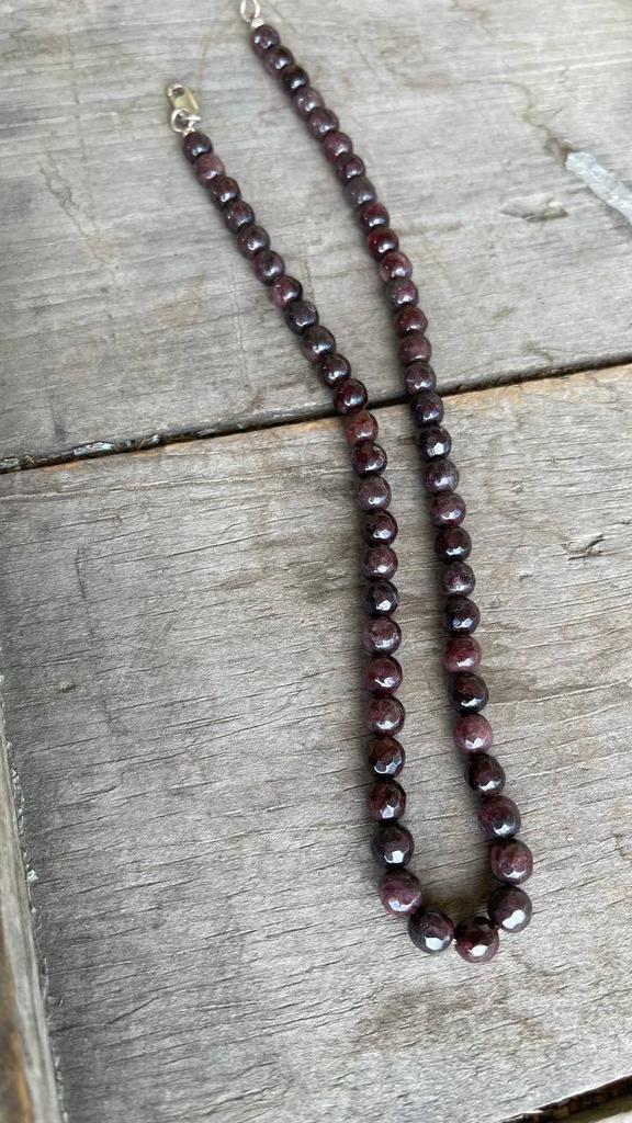 Гранат граненый 7 мм