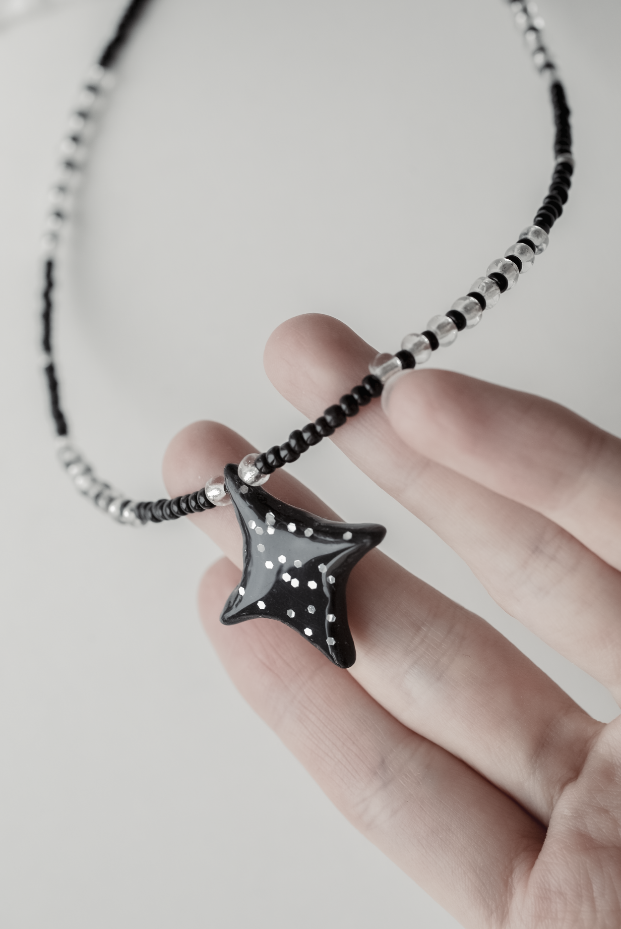 Колье Черная звездочка с блестками / JEWERLY FOR PRINCESS