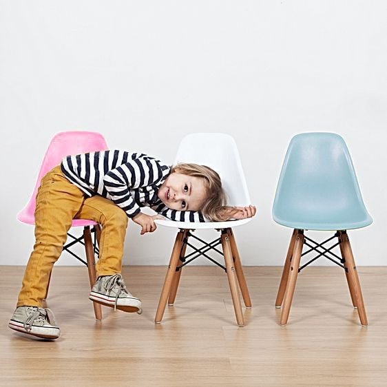 Детский стул eames kids