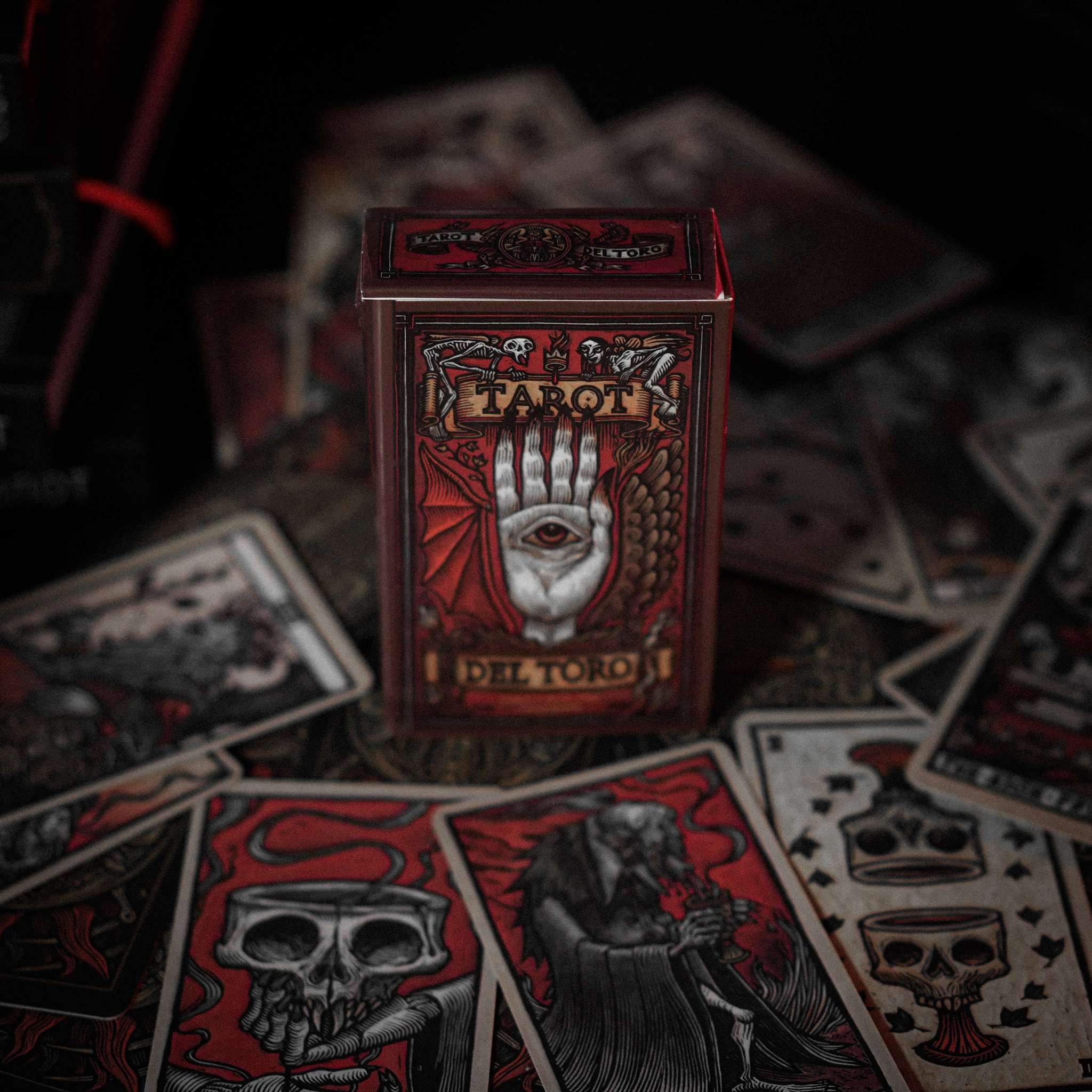 Таро / Руны > Таро дель Торо (Tarot del Toro) + инструкция PDF купить в  интернет-магазине