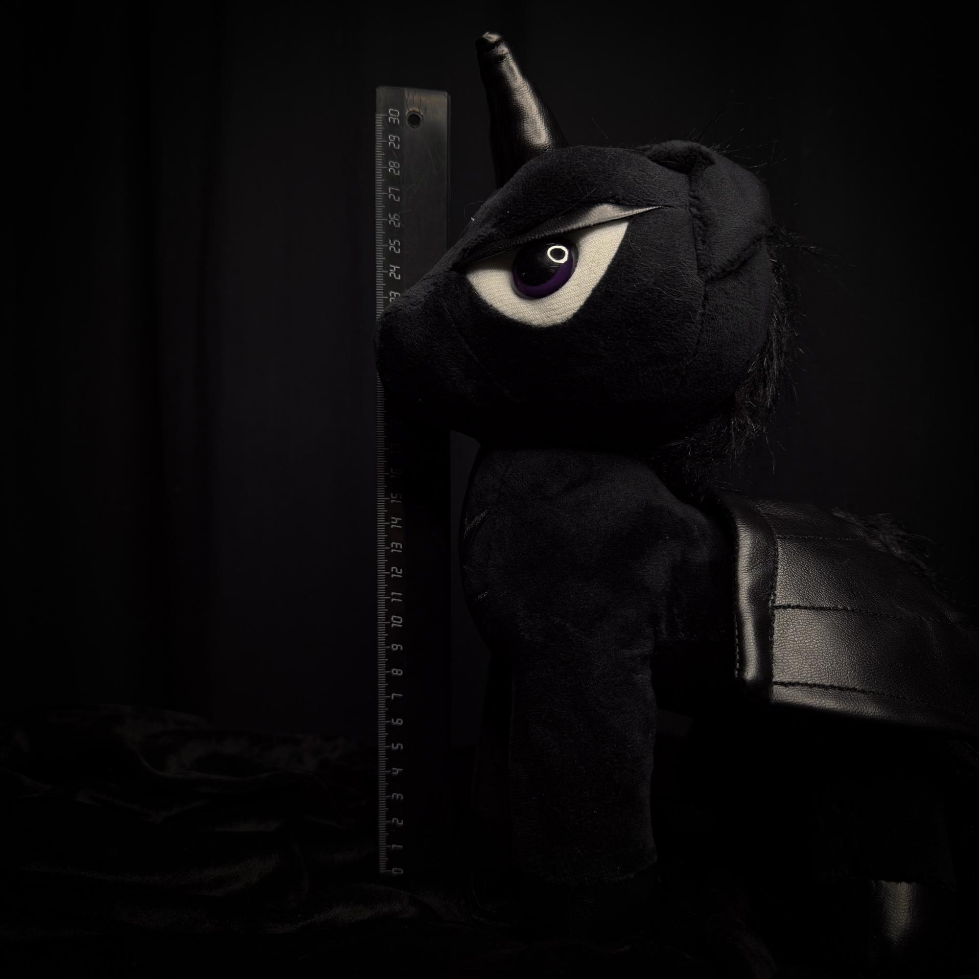 Мягкая игрушка-фамилиар «Shadow Unicorn»