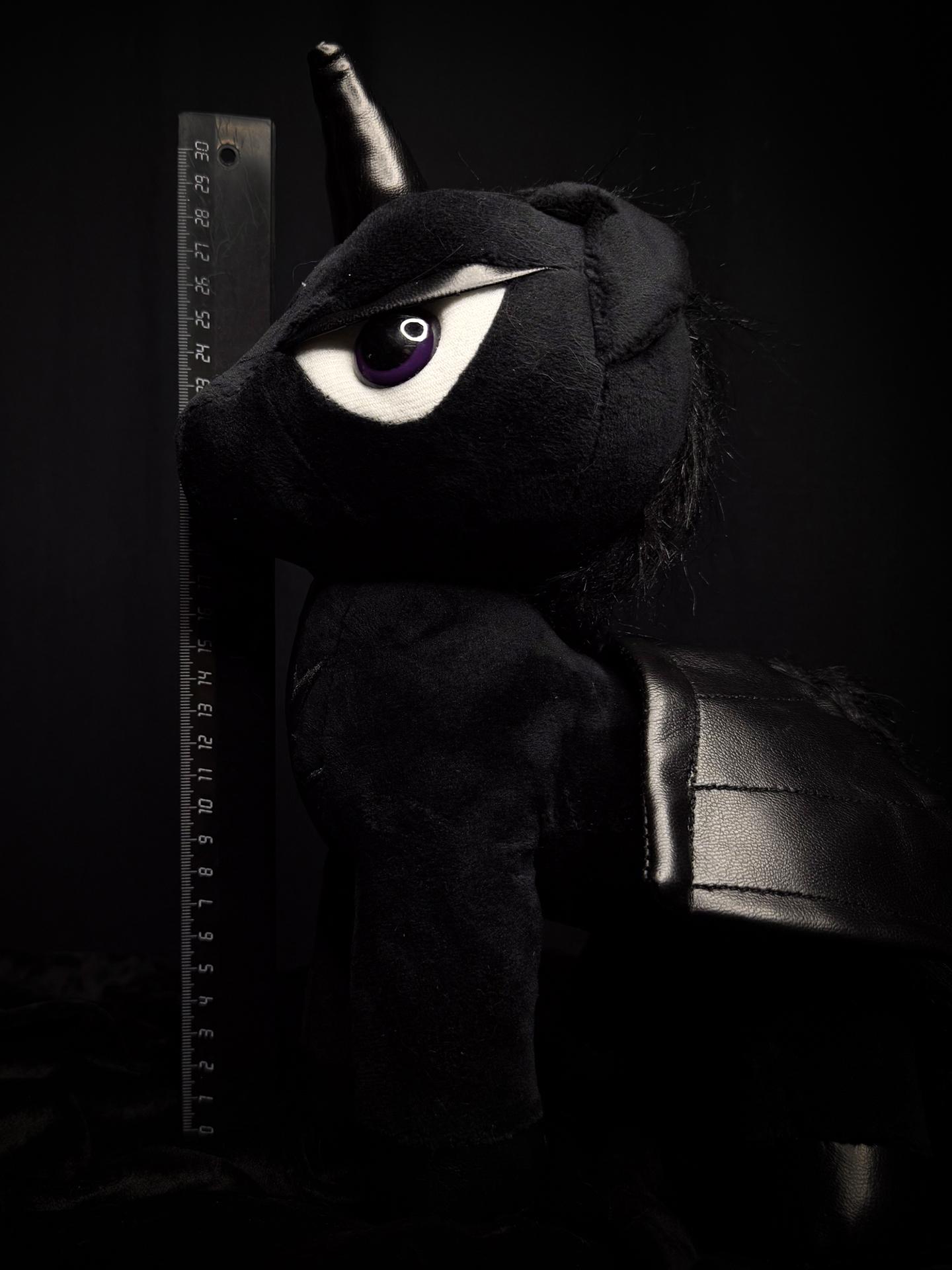 Мягкая игрушка-фамилиар «Shadow Unicorn»