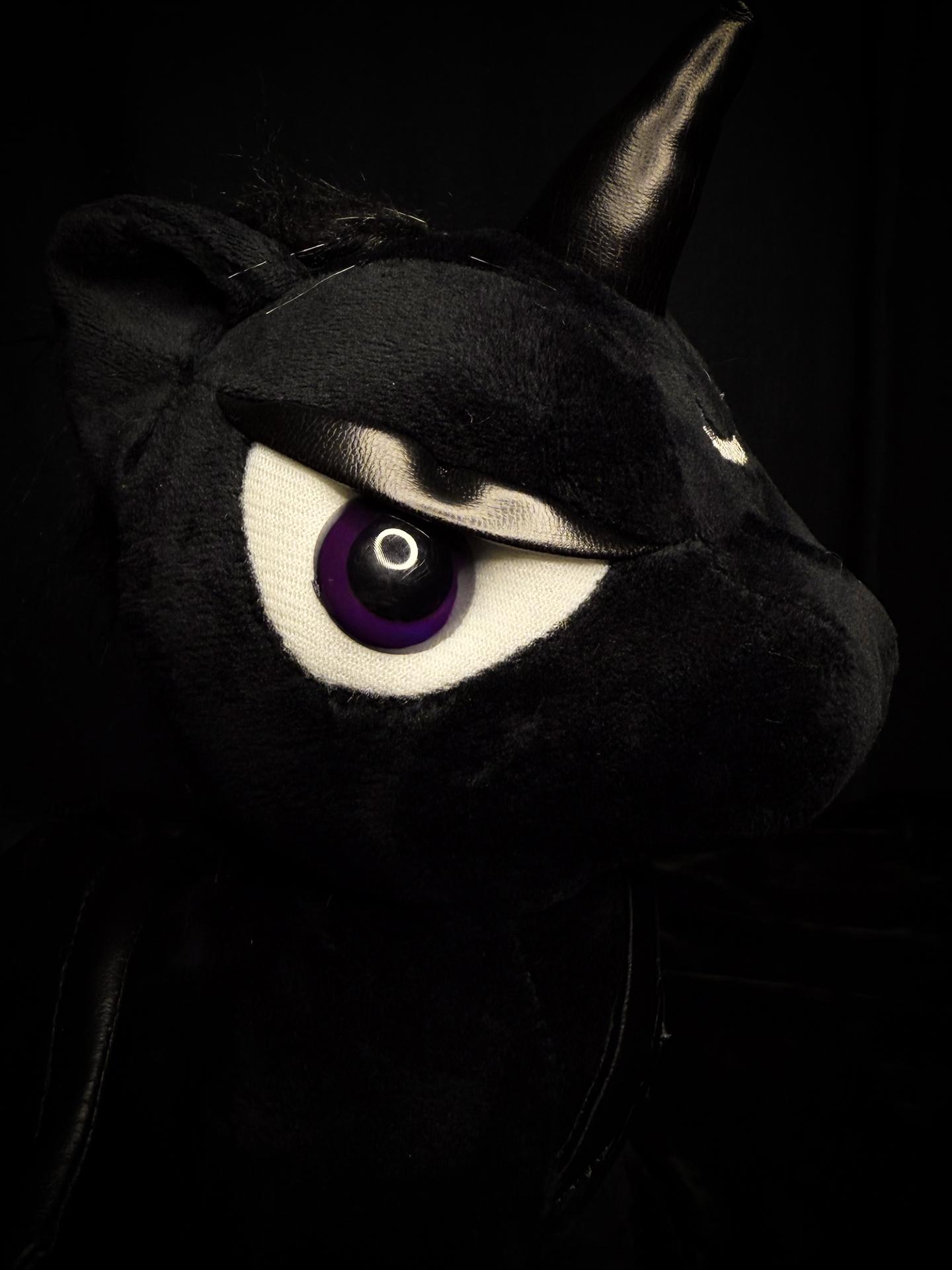 Мягкая игрушка-фамилиар «Shadow Unicorn»