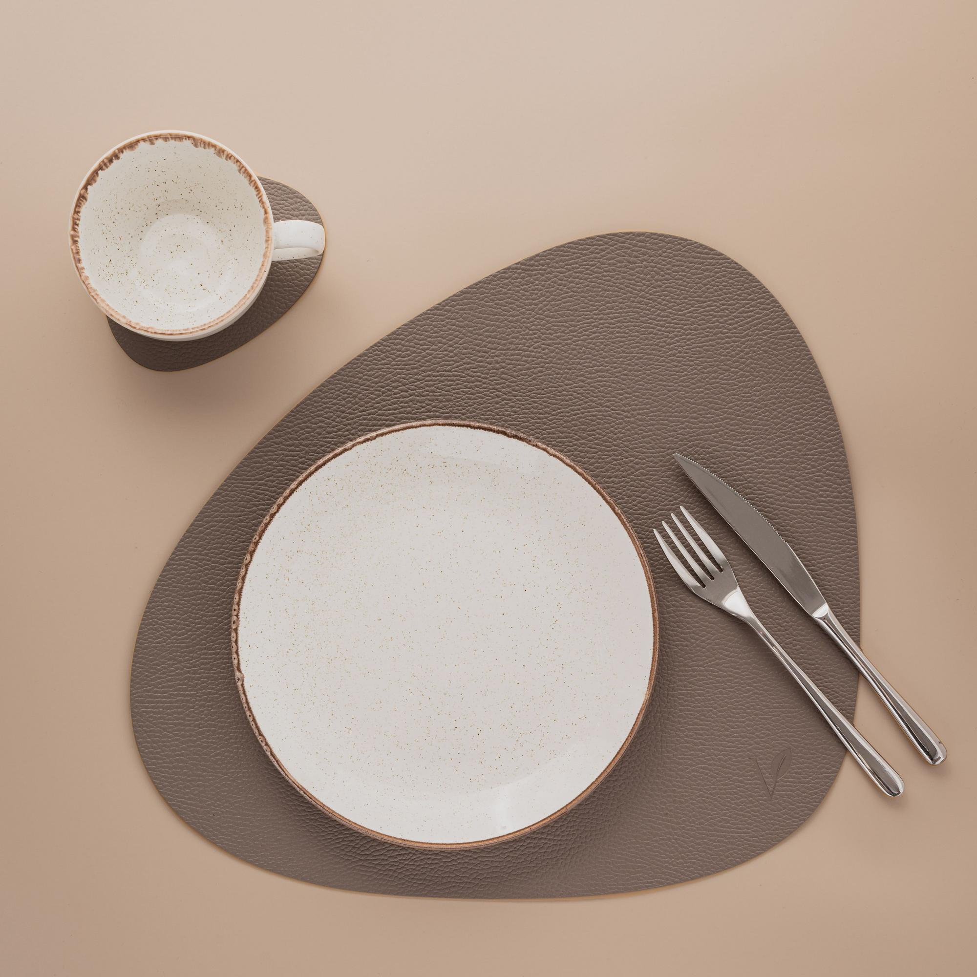 Плейсмат из кожи асимметричный 37х44 см с подстаканником, VERO, теплый серый