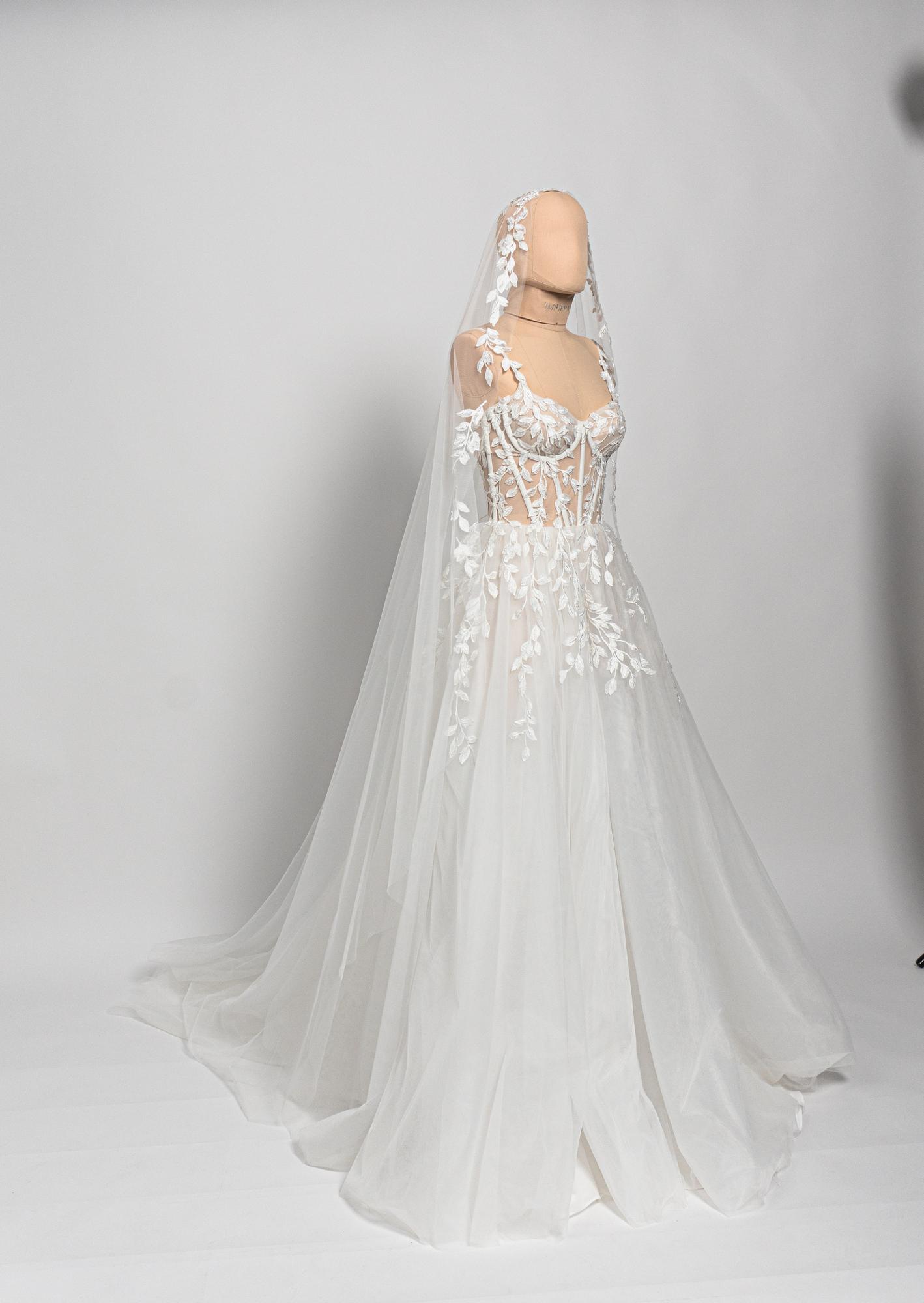 Off-White Corset Wedding Dress with Foam Cups, Lace Appliqué Decoration, Airy Skirt with Slit and Train - "Lora"