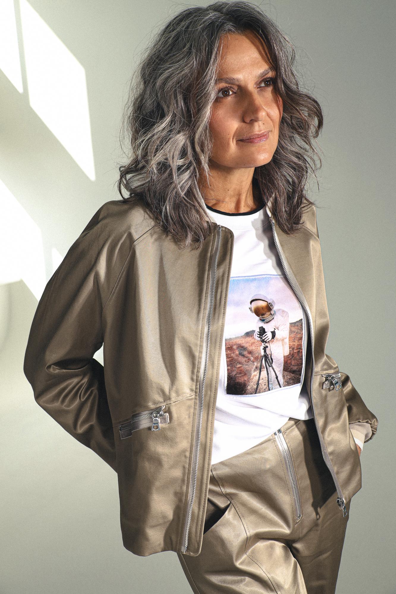 Бомбер глянцевый с молниями Stars Wave, оливковый