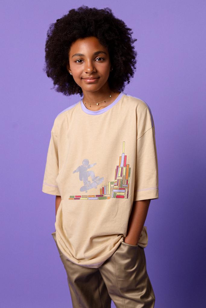 Футболка оверсайз "Astronaut skating MSU", бежевая