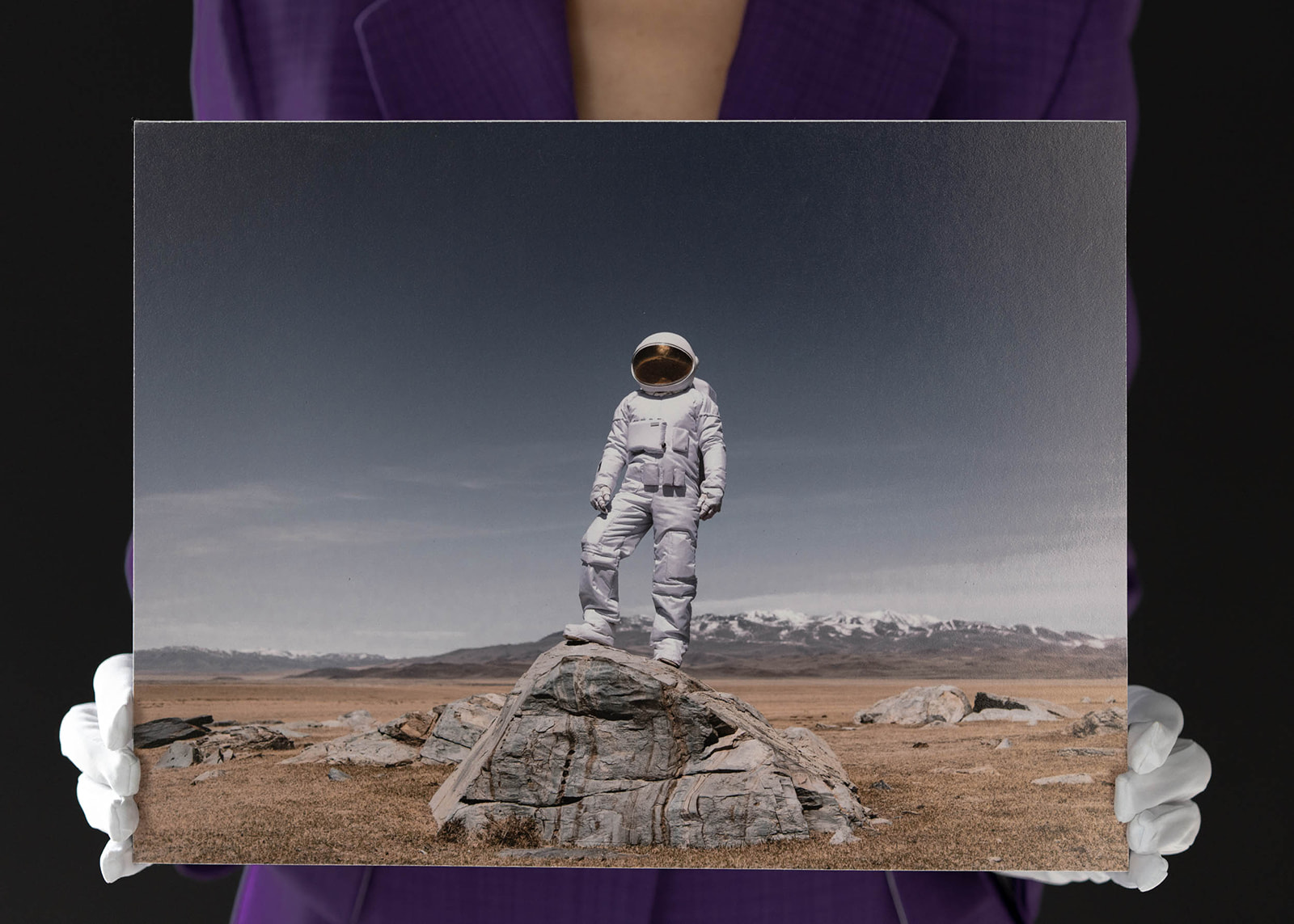 Постер "Astronaut on a Rock"