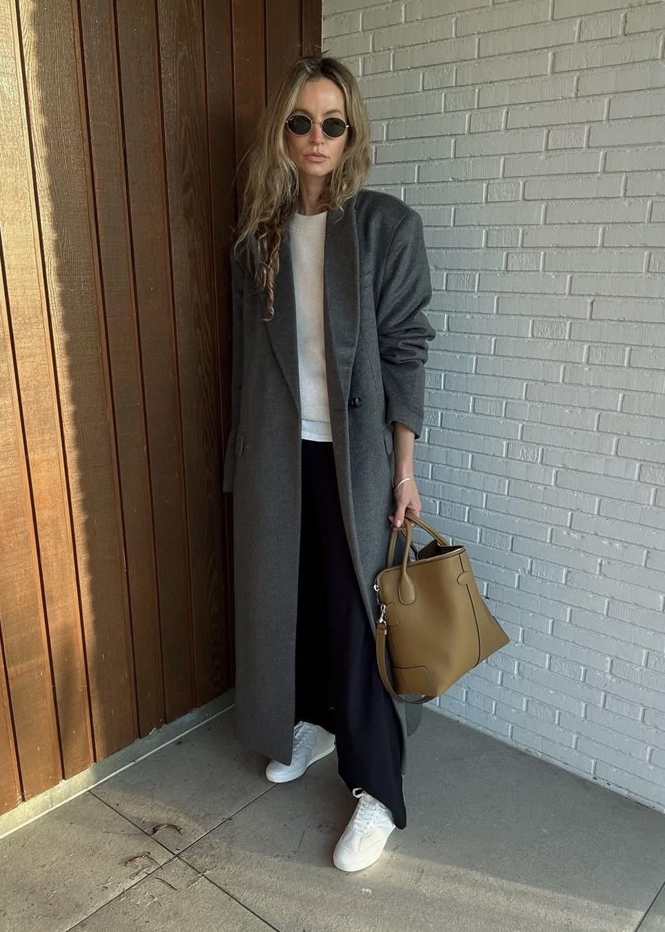 All > 100% wool maxi coat Buy from e-shop All > 100% wool maxi coat Buy from e-shop