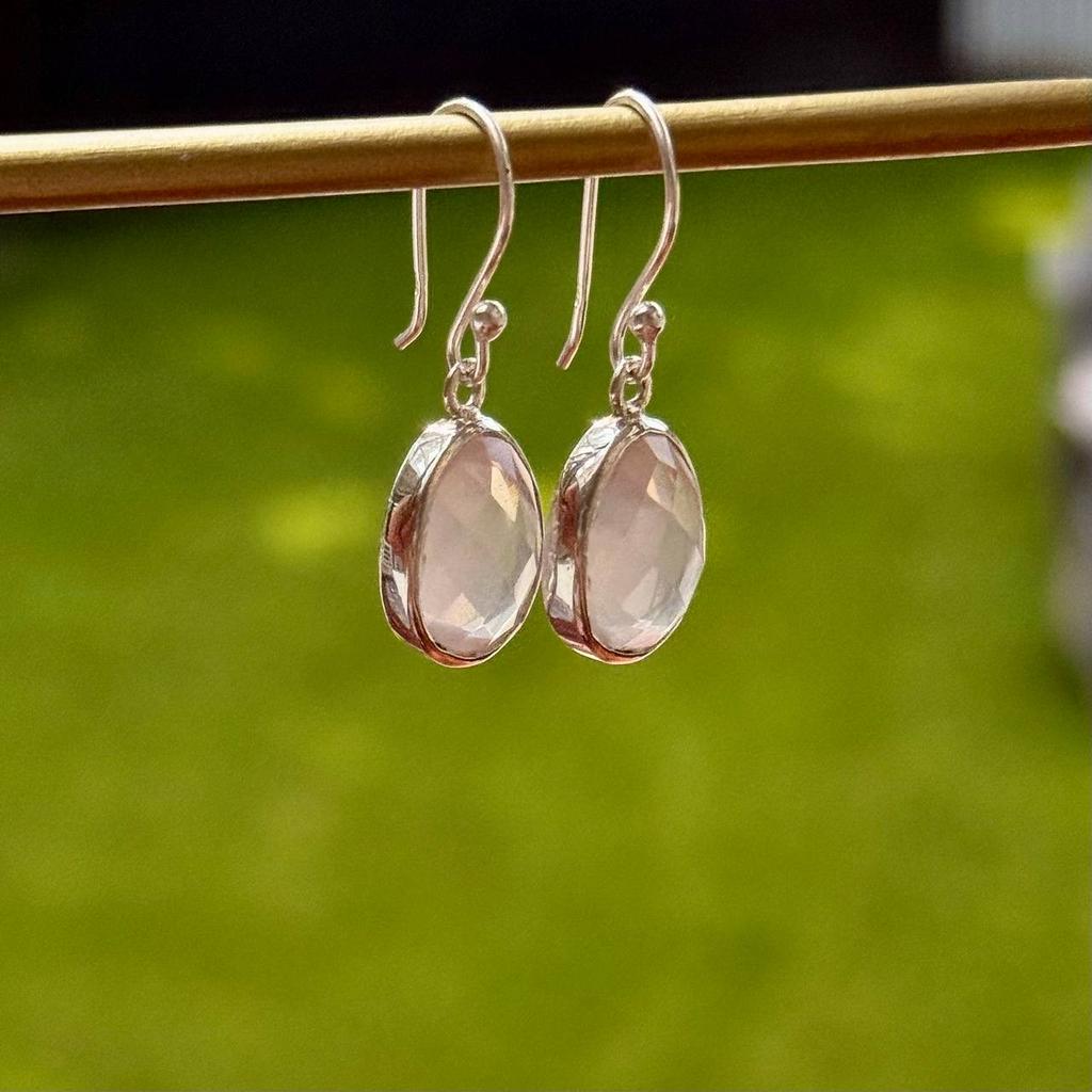 Серьги с розовым кварцем