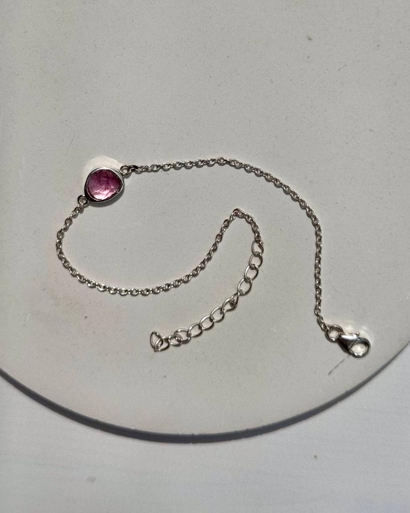 Браслет с розовым турмалином