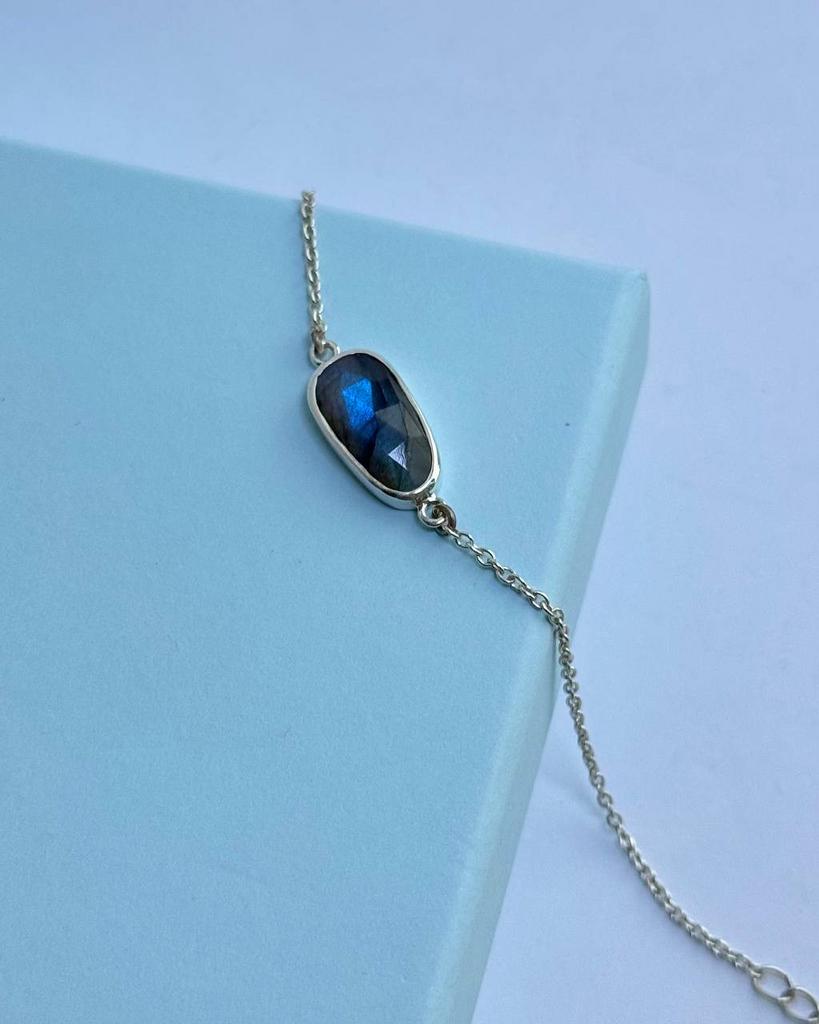 Браслет с лабрадоритом