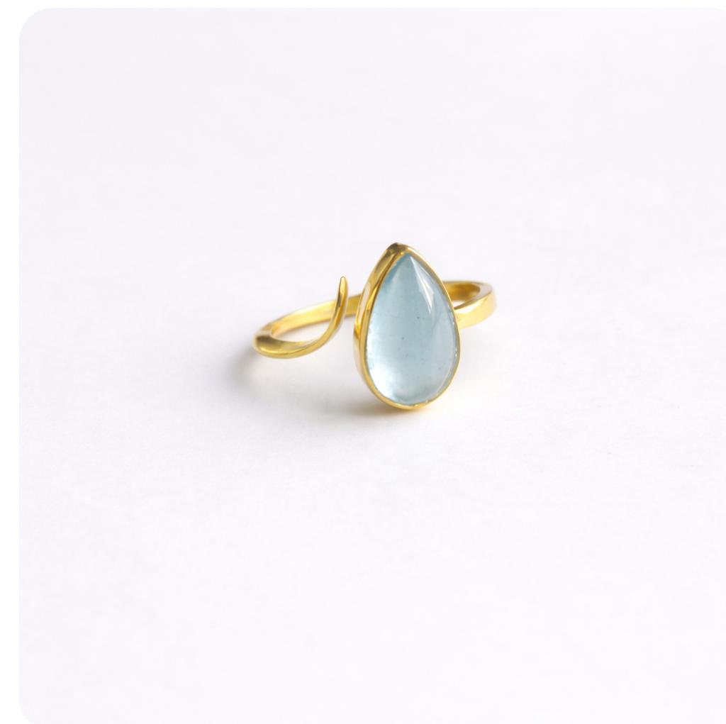 Bague avec aquamarine goutte