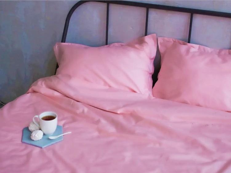 однотонна дитяча постільна білизна сатин рожевого кольору фото 1