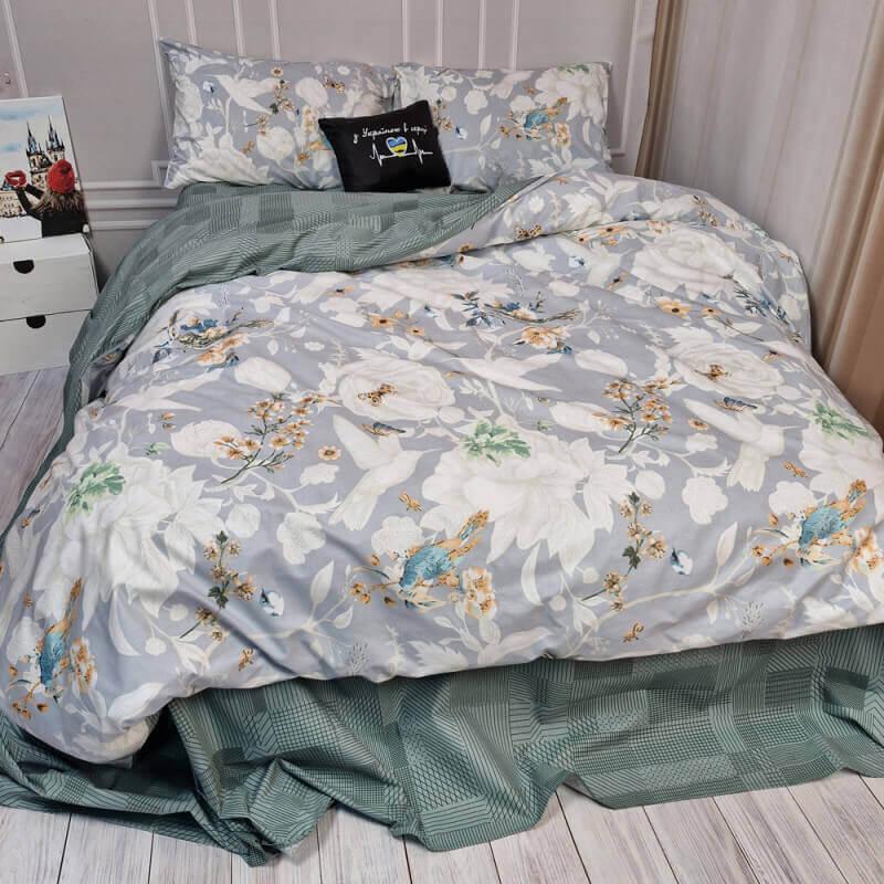 постільна білизна бязь сіро-зелена з молочними трояндами та птахами фото 1