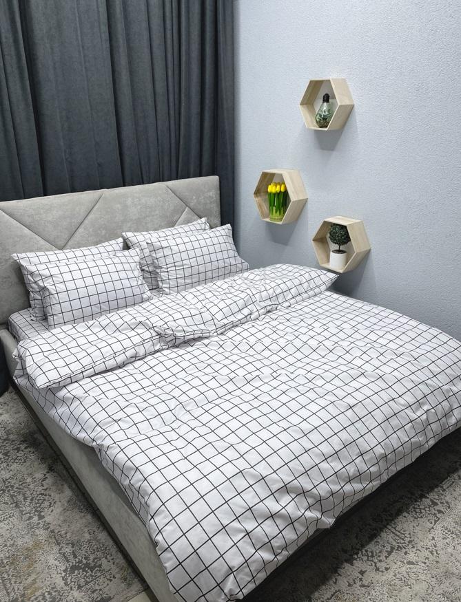 підліткова постільна білизна білого кольору у чорну клітинку фото 1